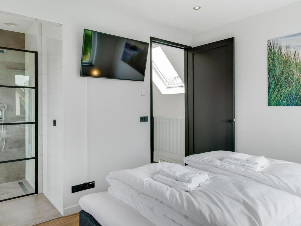 Gorgeous Holiday Home In Texel With Sauna Westermient Eksteriør billede